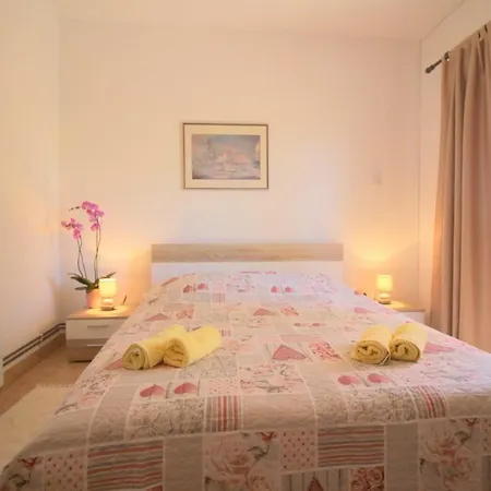 Апартаменты In Porec/istrien 10306 Пореч